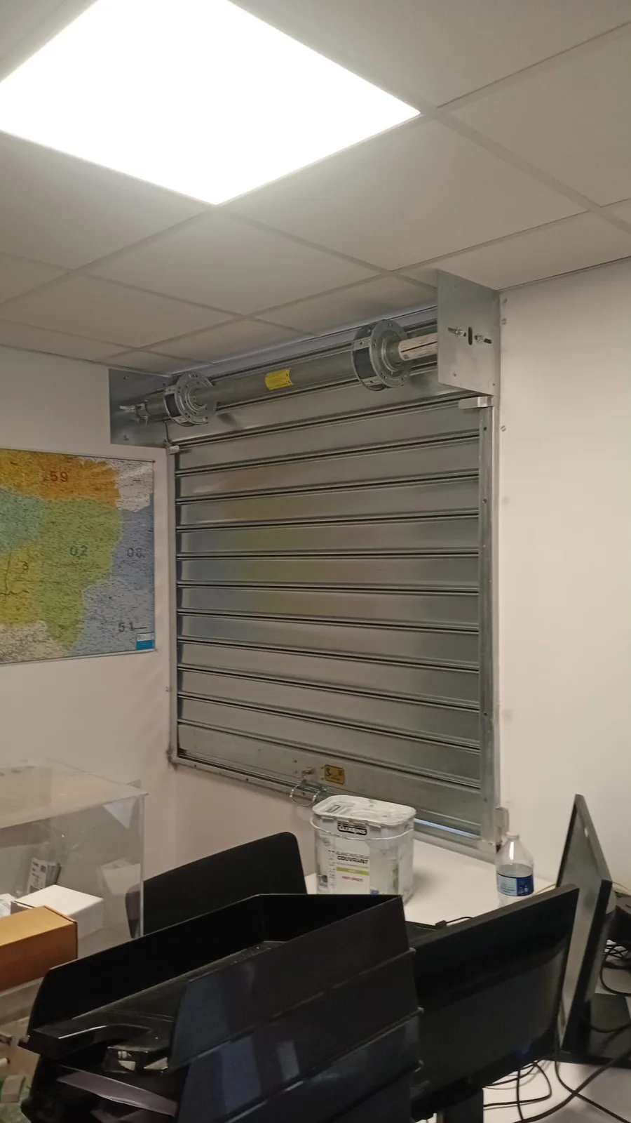 Installation et pose de rideau métallique à Chelles